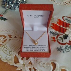Cynthia Rowley Gold Necklace with Pearl Accent